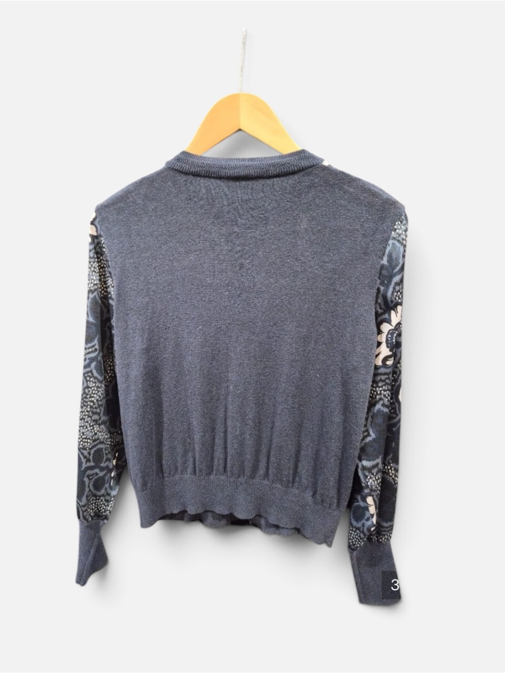 Ted Baker London | Nazy Blue Floral Lightweight Cardigan | Size 8-10 - Picture 8 of 8